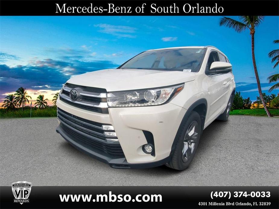 used 2018 Toyota Highlander car, priced at $29,999