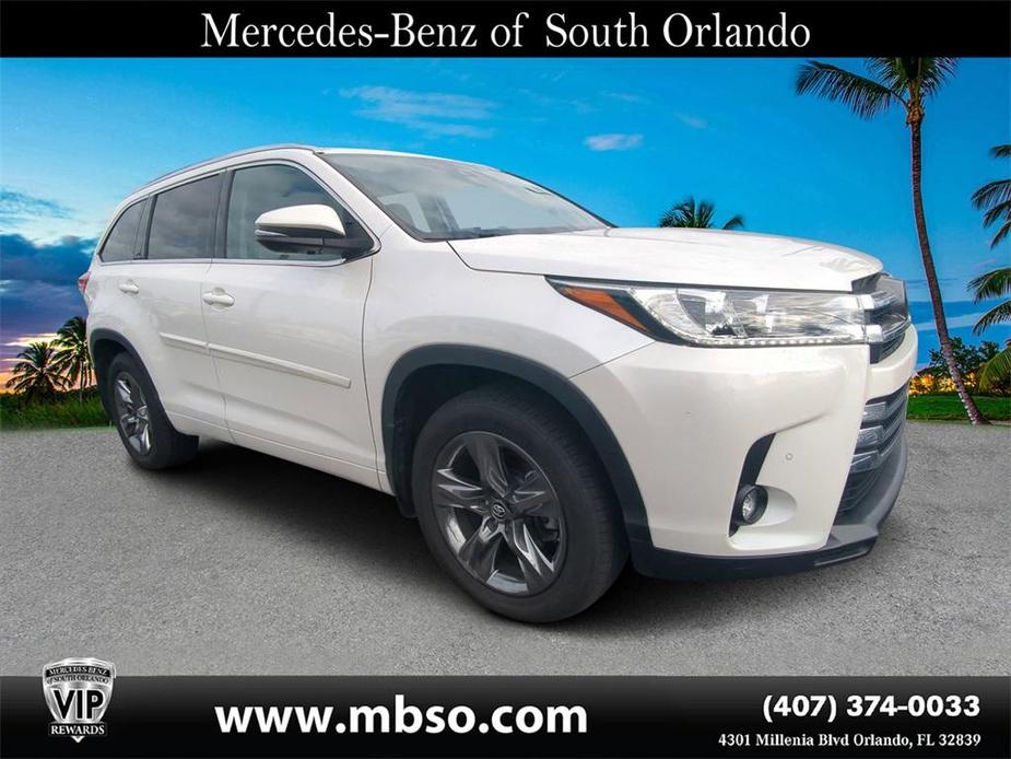 used 2018 Toyota Highlander car, priced at $29,999