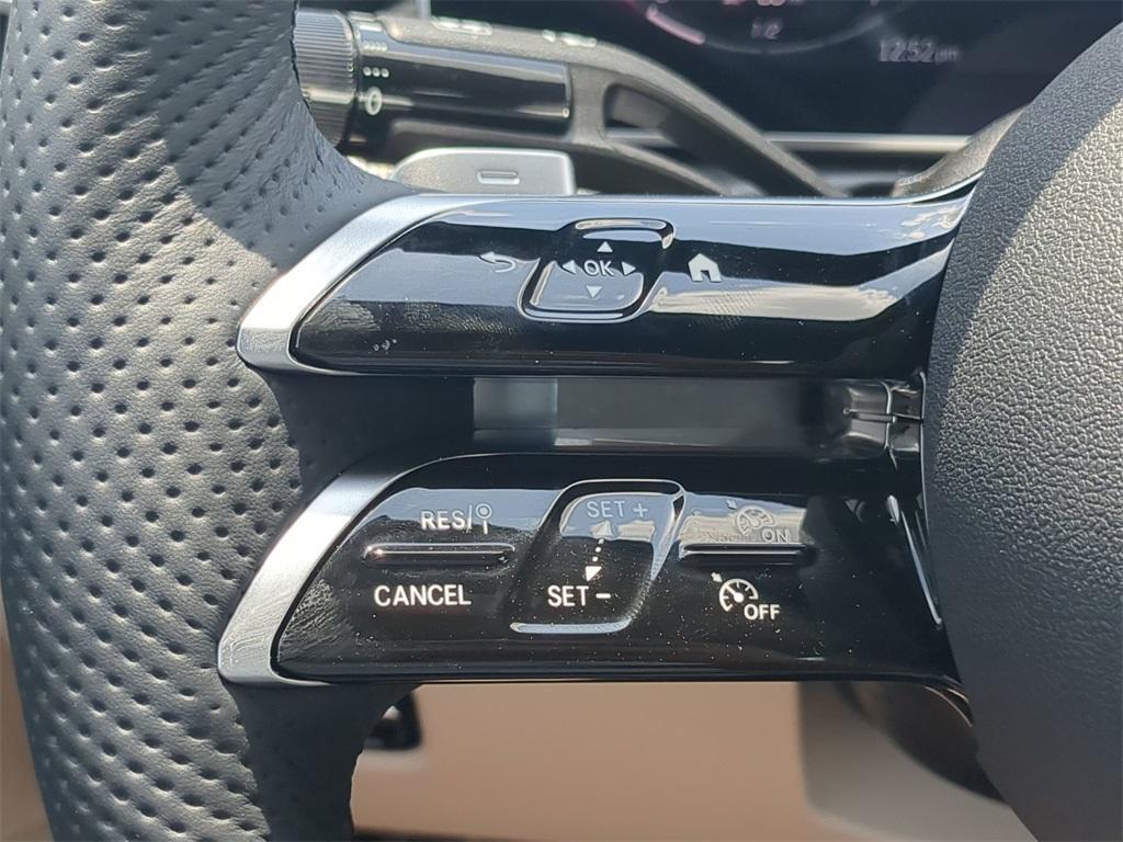 new 2025 Mercedes-Benz CLE 300 car