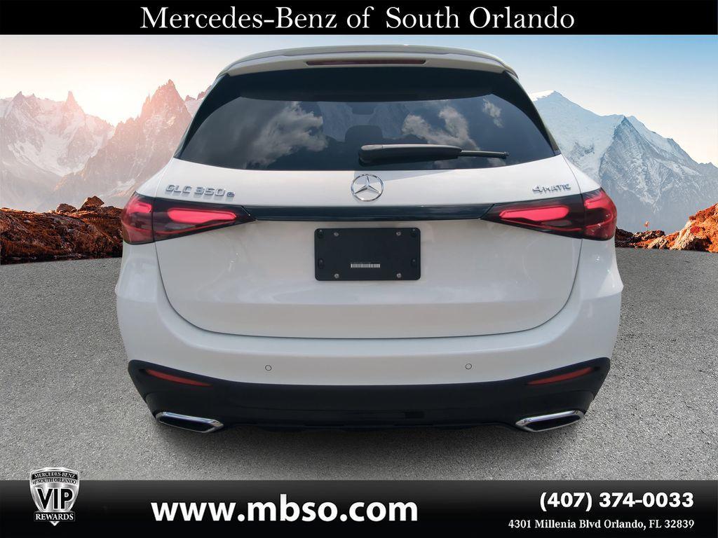 new 2025 Mercedes-Benz GLC 350e car