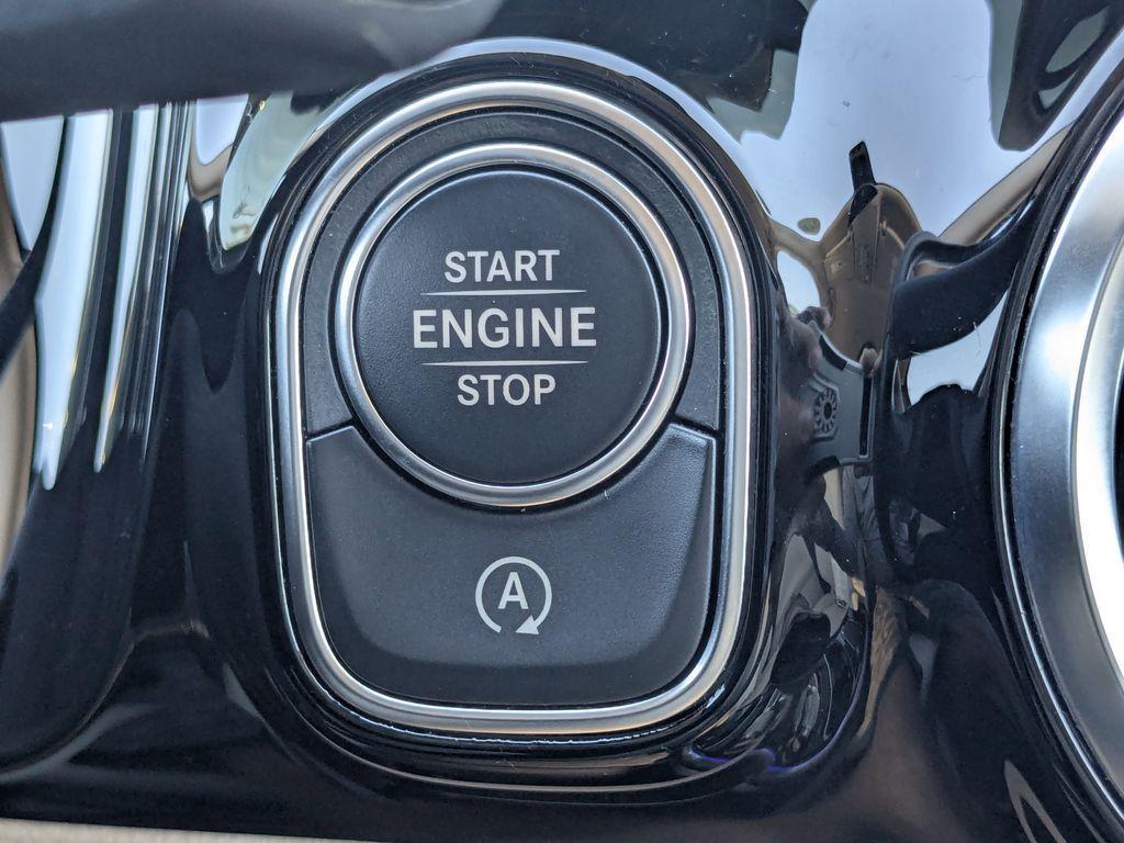 used 2022 Mercedes-Benz GLA 250 car, priced at $30,997