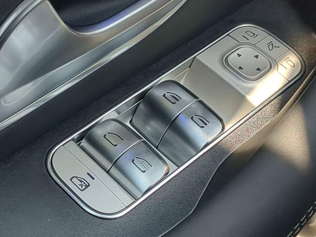 new 2025 Mercedes-Benz AMG GLE 63 car