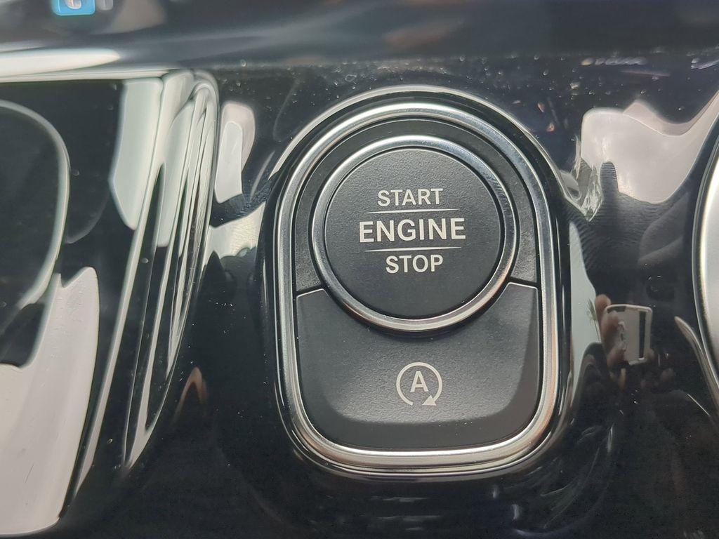 new 2026 Mercedes-Benz GLA 250 car