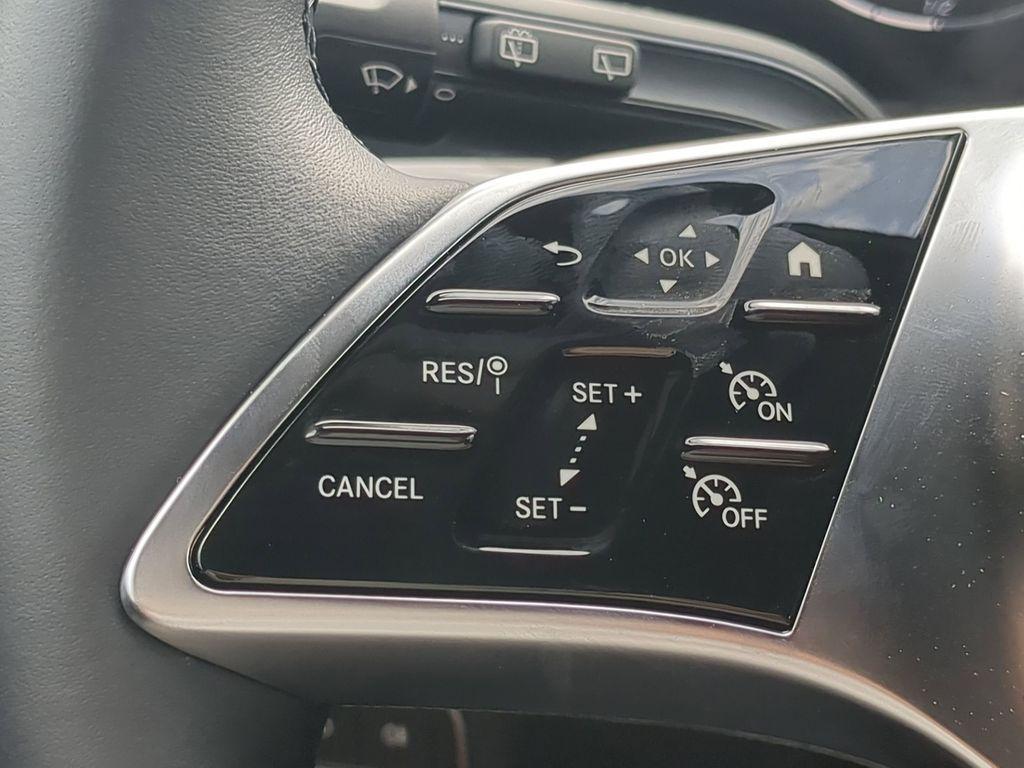 new 2025 Mercedes-Benz GLA 250 car