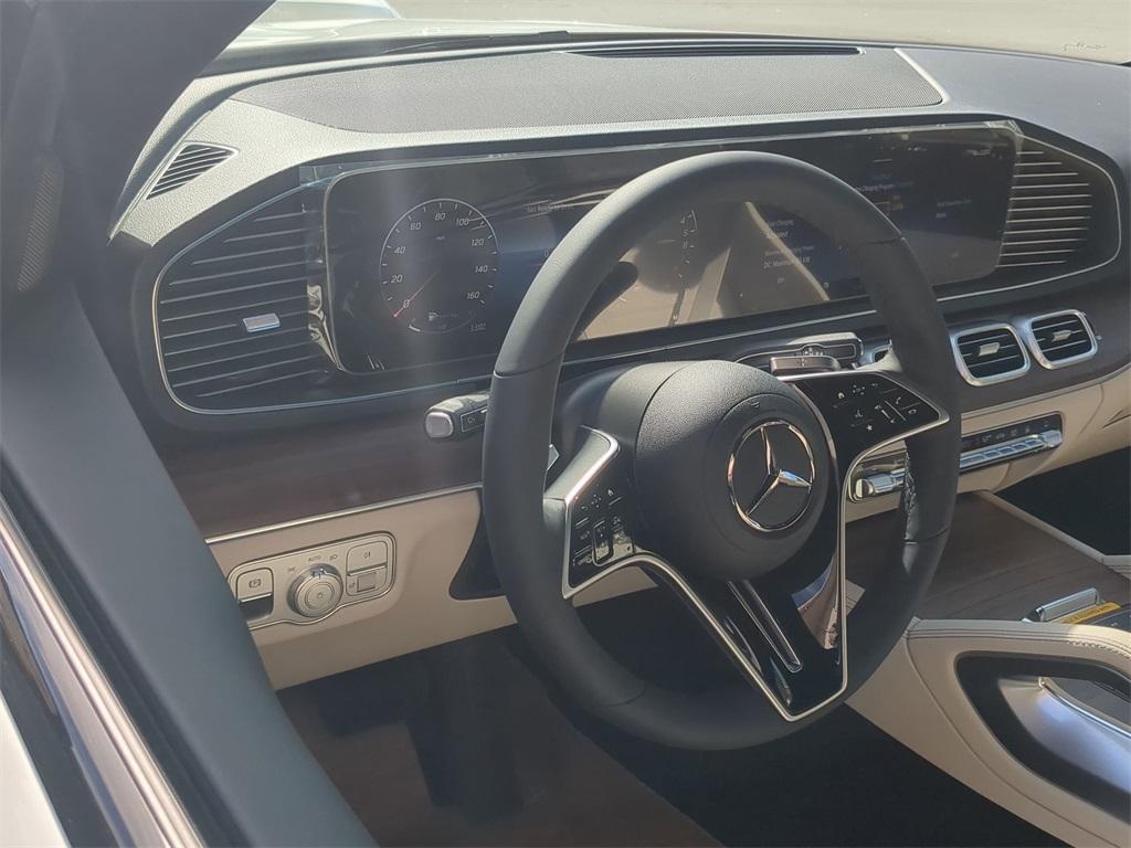 new 2025 Mercedes-Benz GLE 450e car