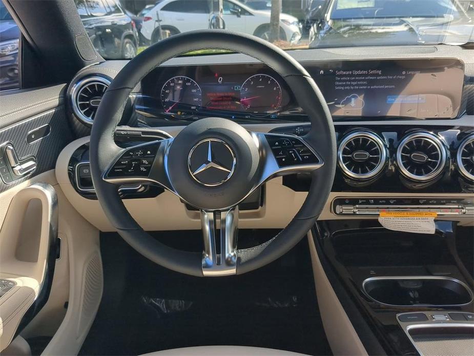 new 2025 Mercedes-Benz CLA 250 car