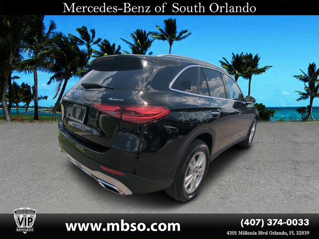 new 2025 Mercedes-Benz GLC 300 car