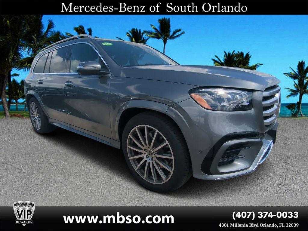 new 2025 Mercedes-Benz GLS 450 car