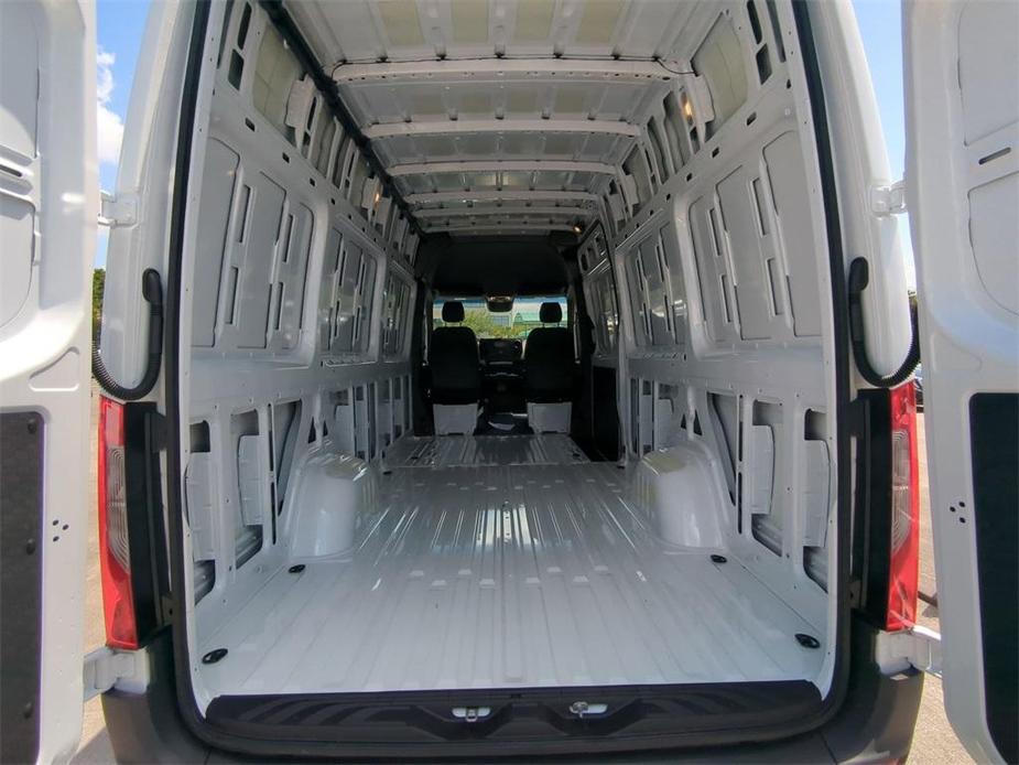 new 2024 Mercedes-Benz Sprinter 2500 car, priced at $65,049