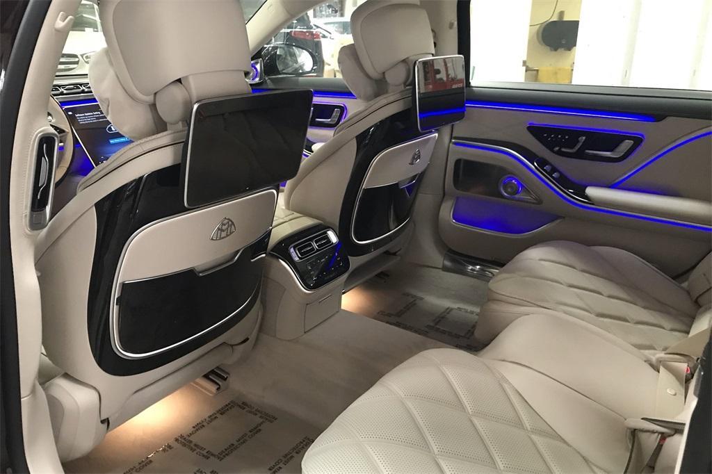 new 2024 Mercedes-Benz Maybach S 680 car, priced at $237,550