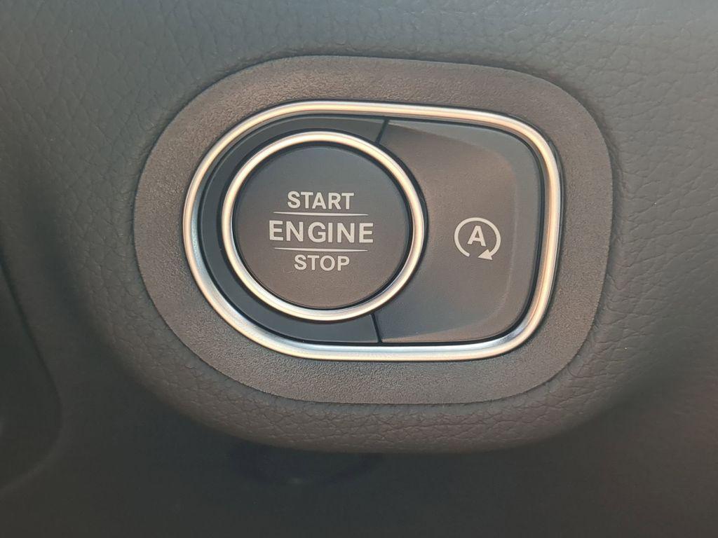 new 2025 Mercedes-Benz GLE 450 car