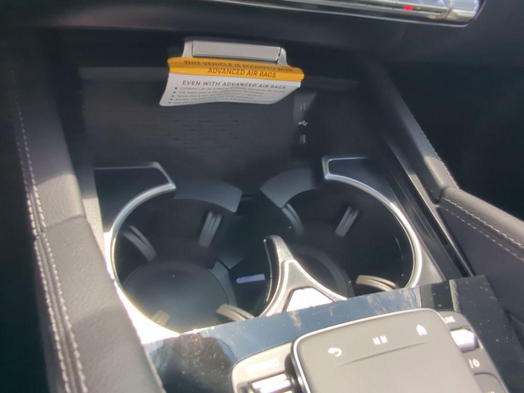new 2025 Mercedes-Benz GLE 450 car