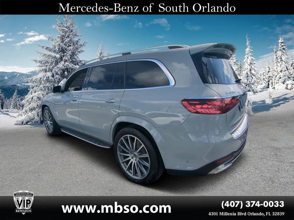 new 2025 Mercedes-Benz GLS 580 car
