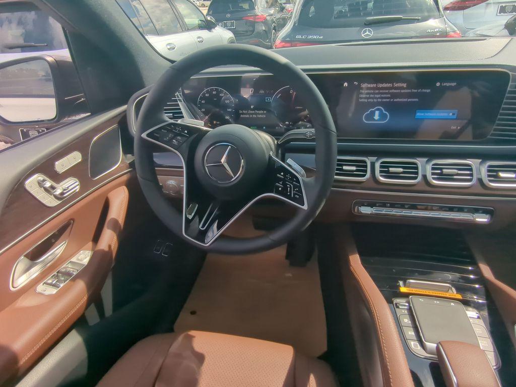 new 2025 Mercedes-Benz GLE 450e car