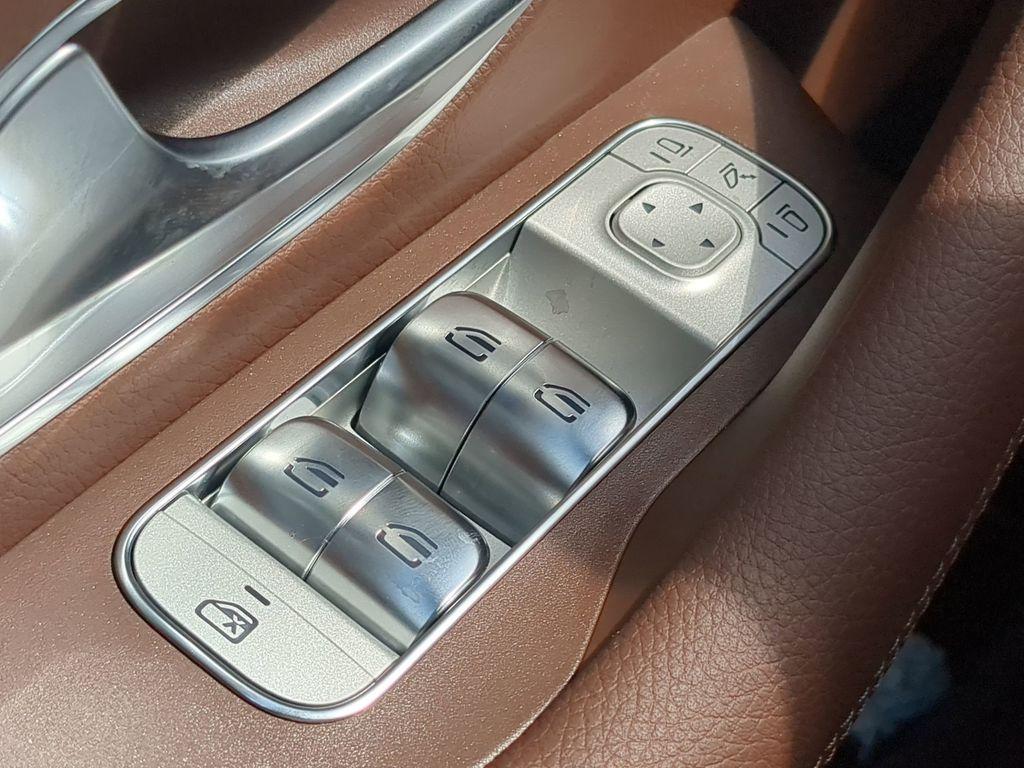 new 2025 Mercedes-Benz GLE 450e car