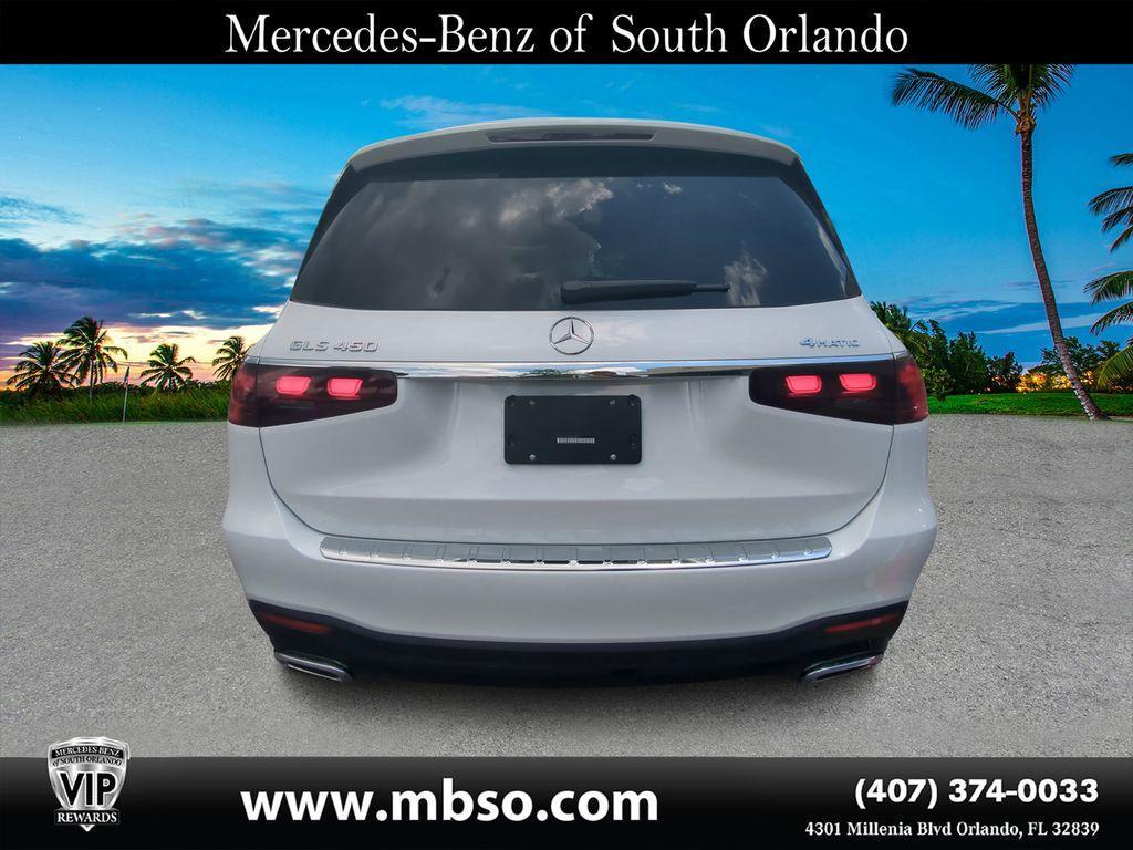 new 2025 Mercedes-Benz GLS 450 car