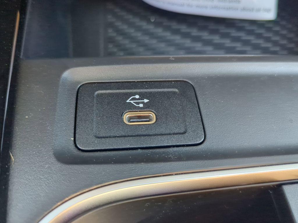 used 2024 Mercedes-Benz GLB 250 car, priced at $43,995