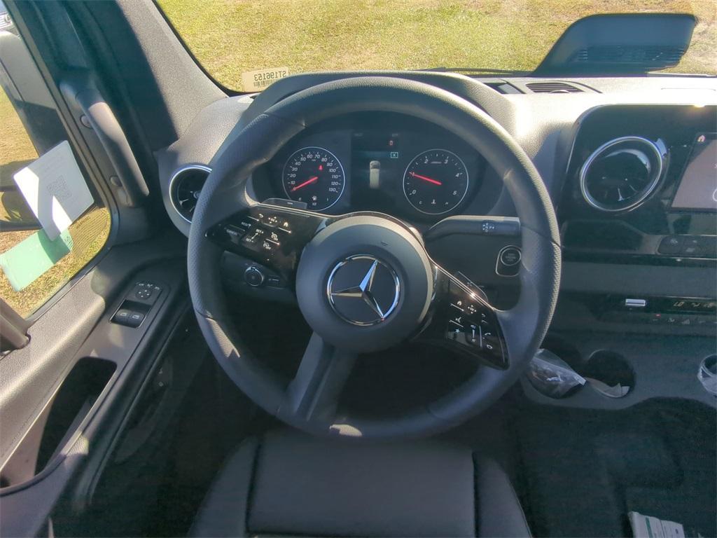 new 2025 Mercedes-Benz Sprinter 2500 car