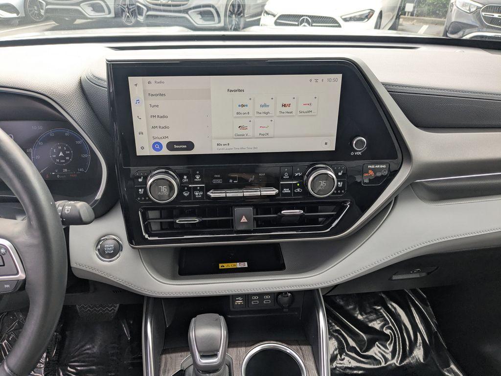 used 2023 Toyota Highlander car, priced at $36,991