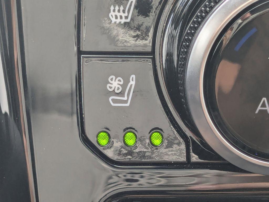 used 2023 Toyota Highlander car, priced at $36,991