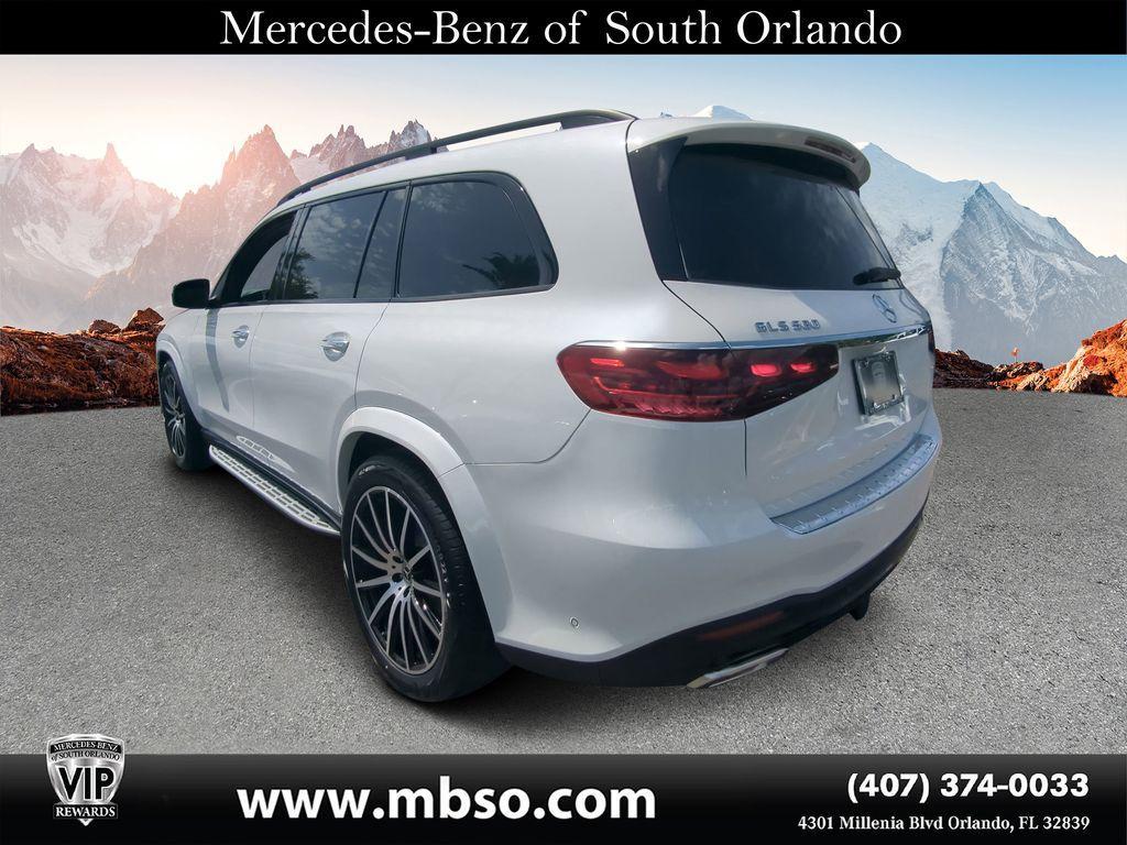 new 2025 Mercedes-Benz GLS 580 car