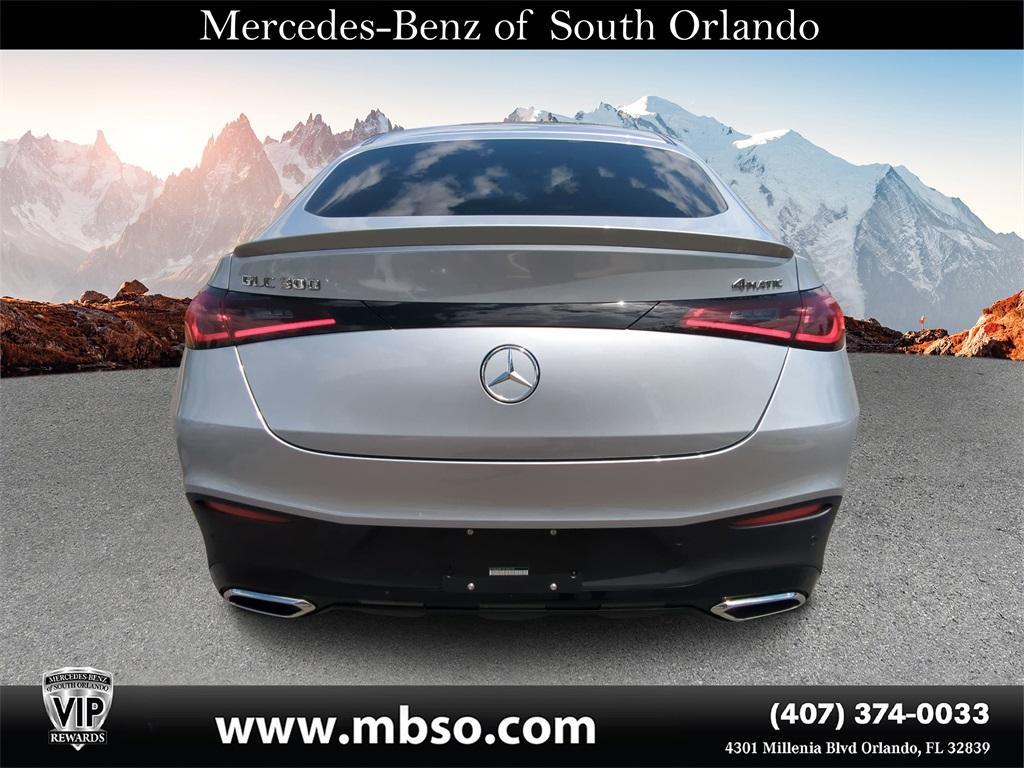 new 2025 Mercedes-Benz GLC 300 car
