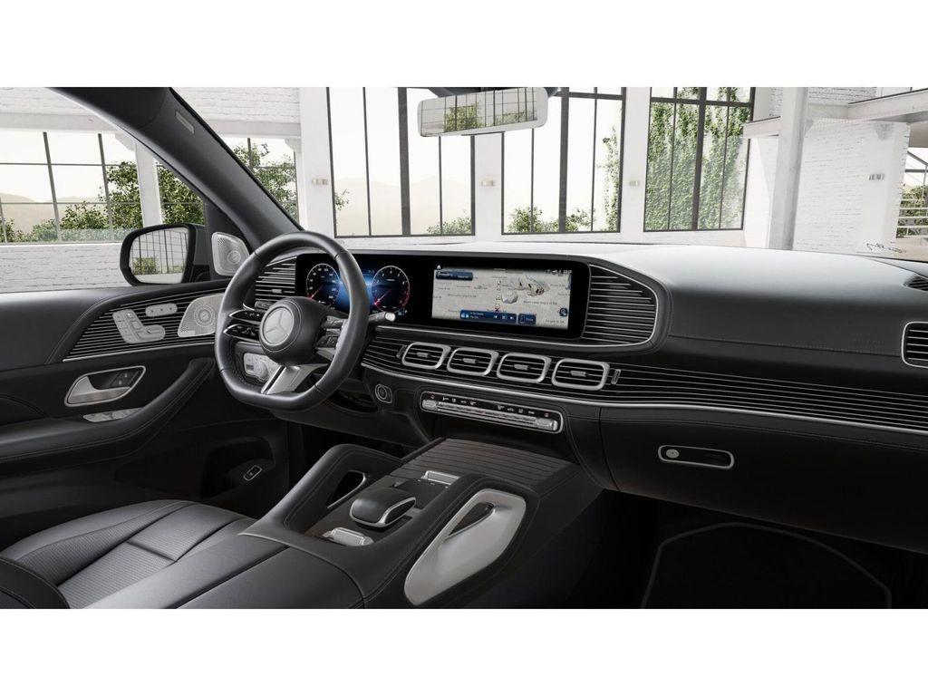 new 2025 Mercedes-Benz GLS 450 car