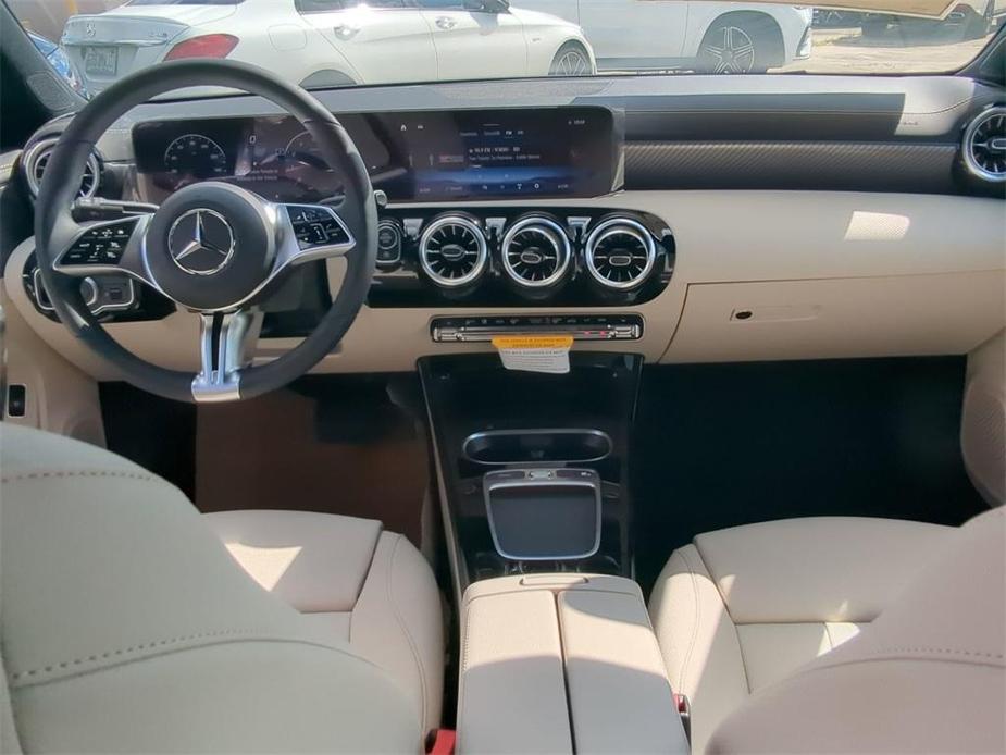 new 2025 Mercedes-Benz CLA 250 car