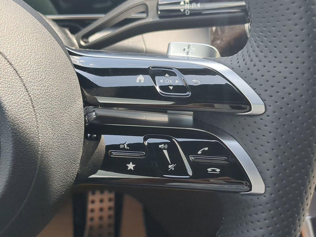new 2025 Mercedes-Benz GLC 350e car