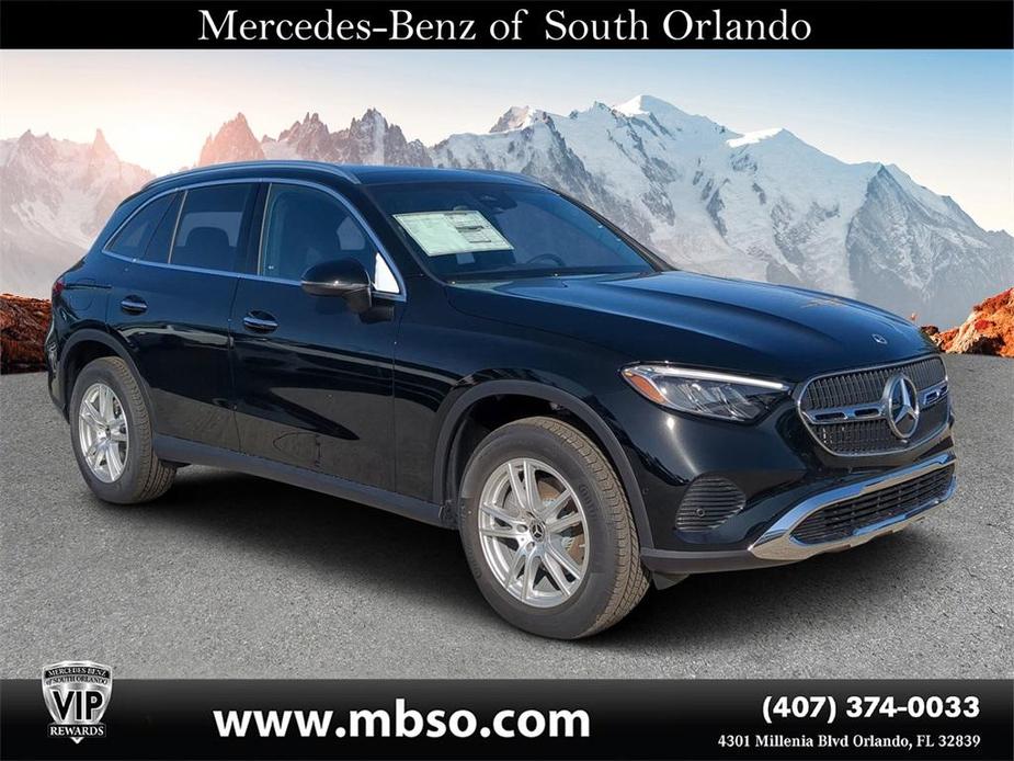 new 2025 Mercedes-Benz GLC 300 car