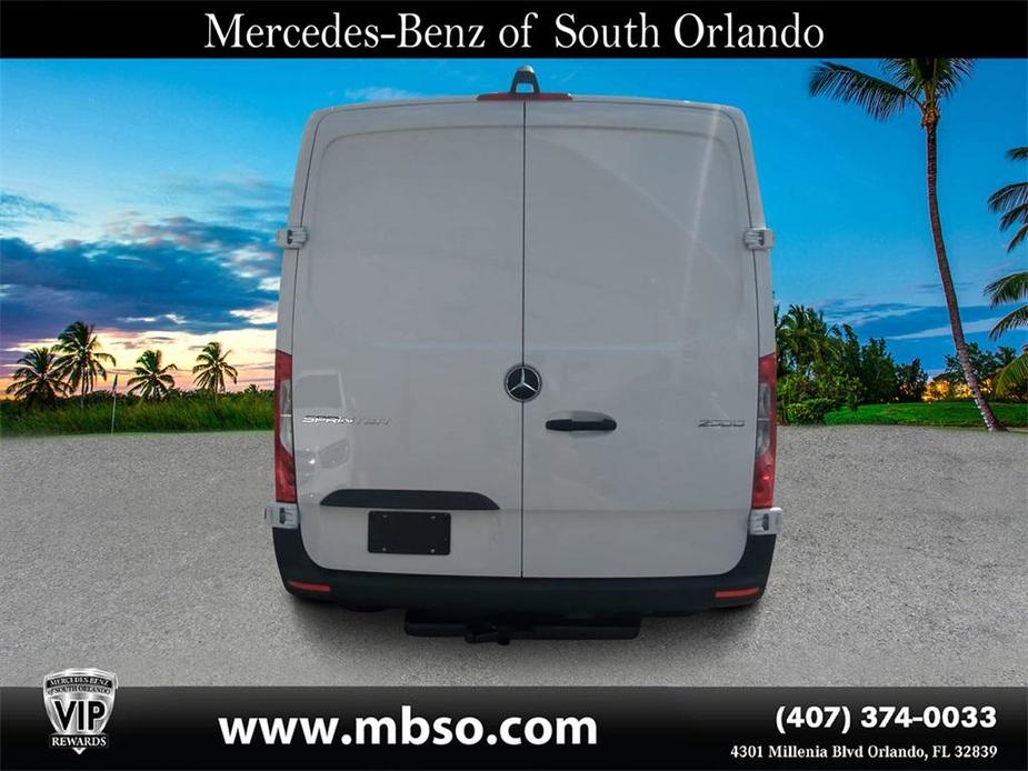 new 2025 Mercedes-Benz Sprinter 2500 car