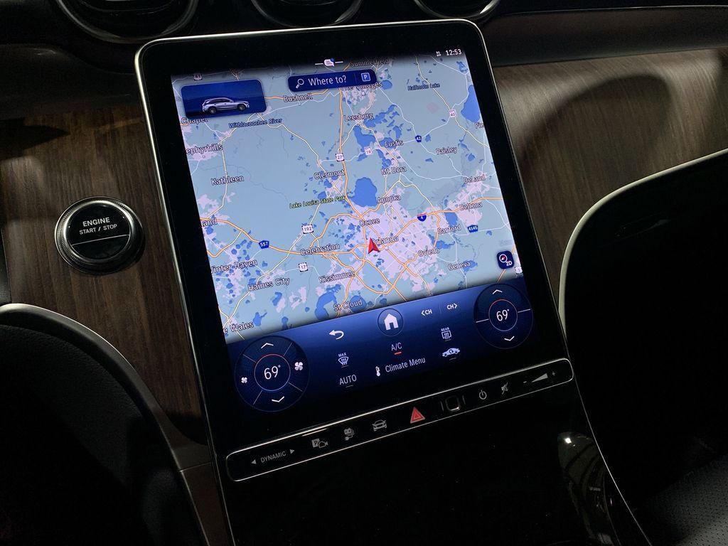 new 2025 Mercedes-Benz GLC 350e car