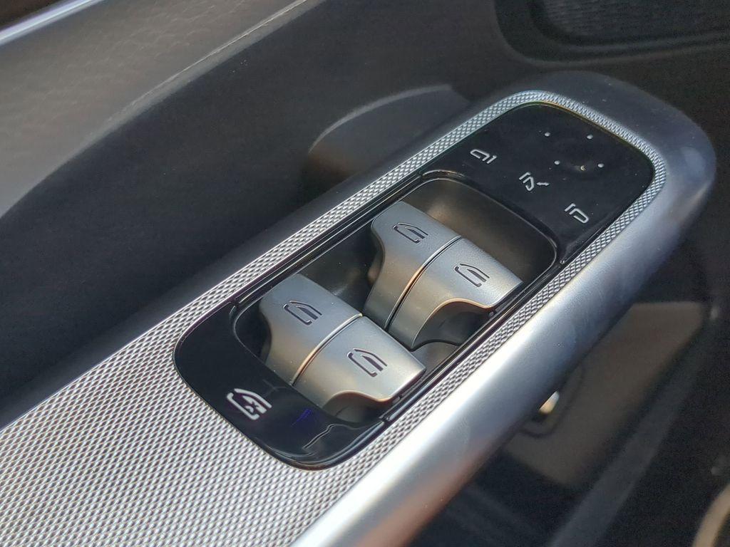 new 2025 Mercedes-Benz AMG GLC 43 car