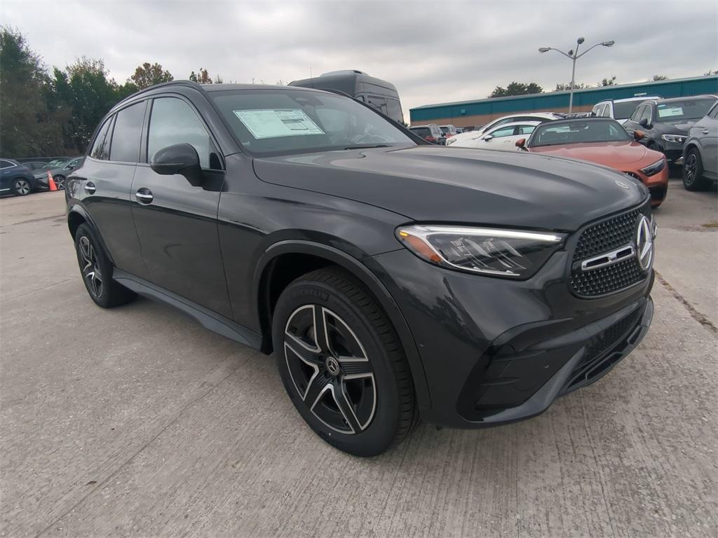 new 2024 Mercedes-Benz GLC 300 car, priced at $58,785