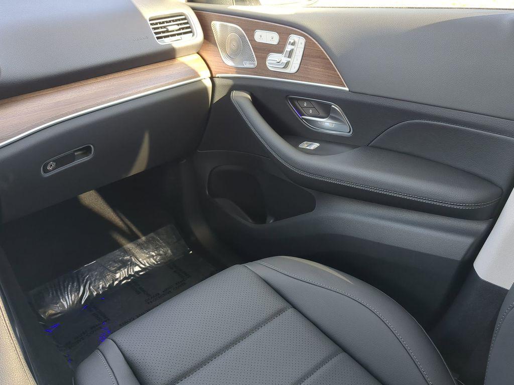 used 2024 Mercedes-Benz GLE 350 car, priced at $59,999