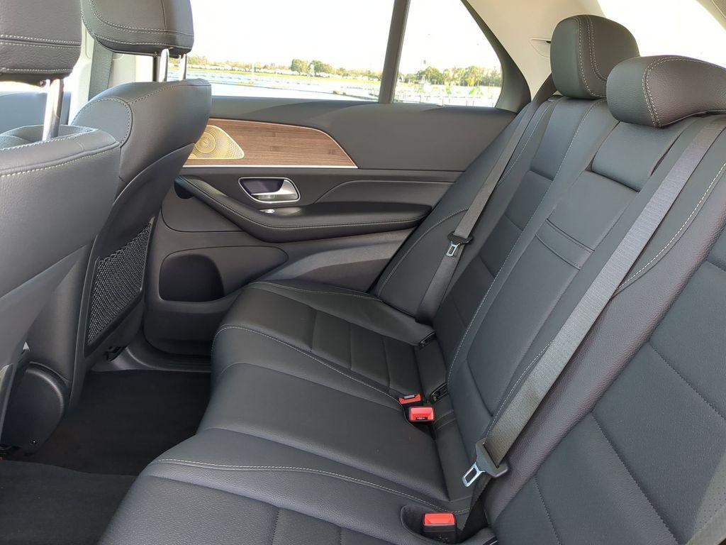 used 2024 Mercedes-Benz GLE 350 car, priced at $59,999