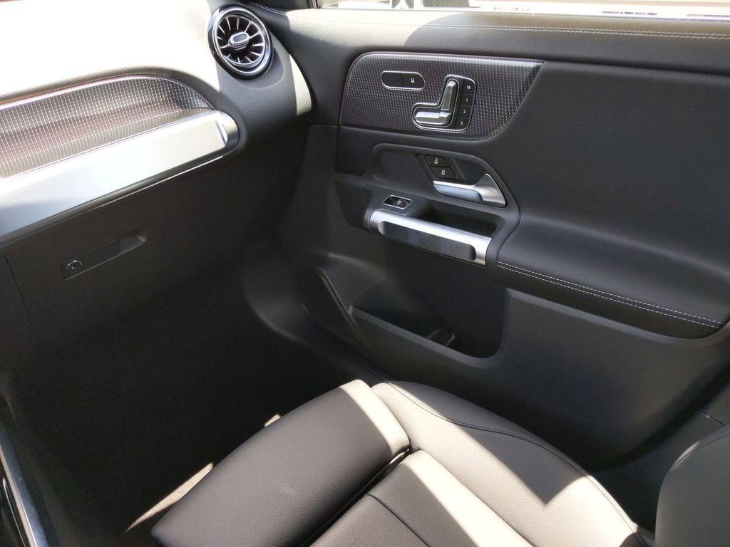 used 2021 Mercedes-Benz GLB 250 car, priced at $26,999