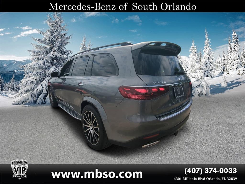 new 2025 Mercedes-Benz GLS 580 car