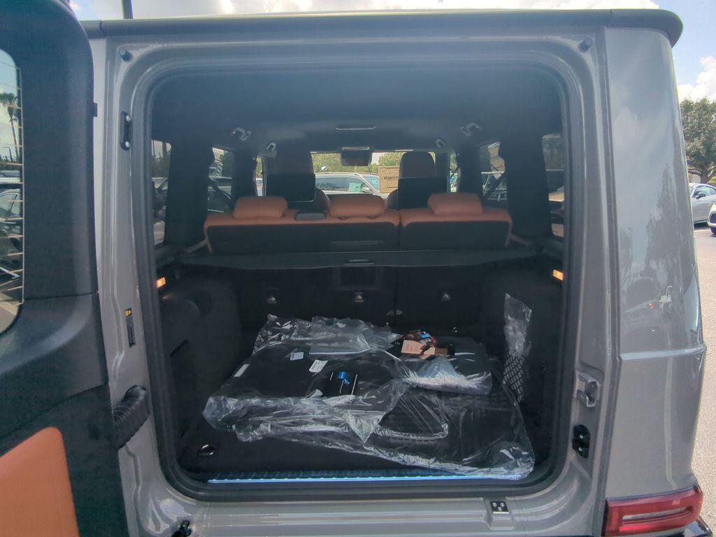 new 2025 Mercedes-Benz G-Class car