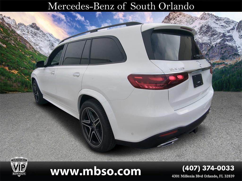 new 2025 Mercedes-Benz GLS 450 car