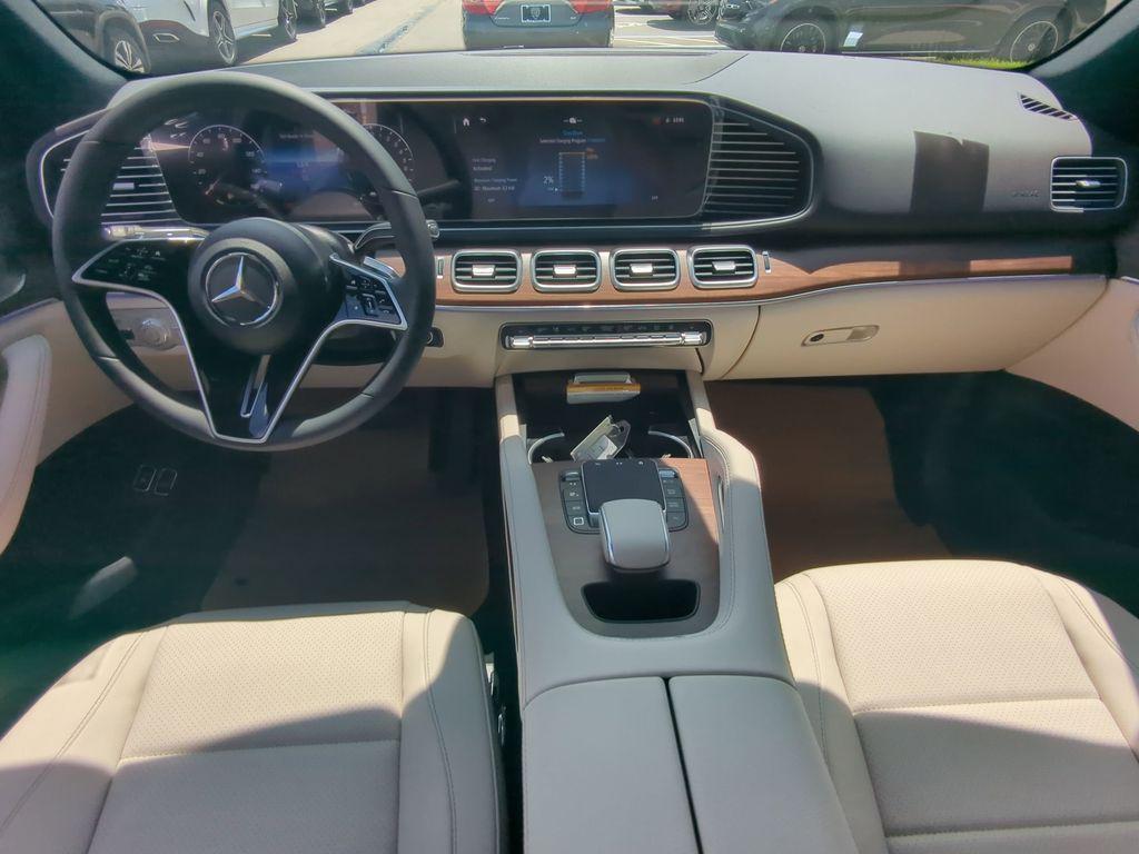 new 2025 Mercedes-Benz GLE 450e car