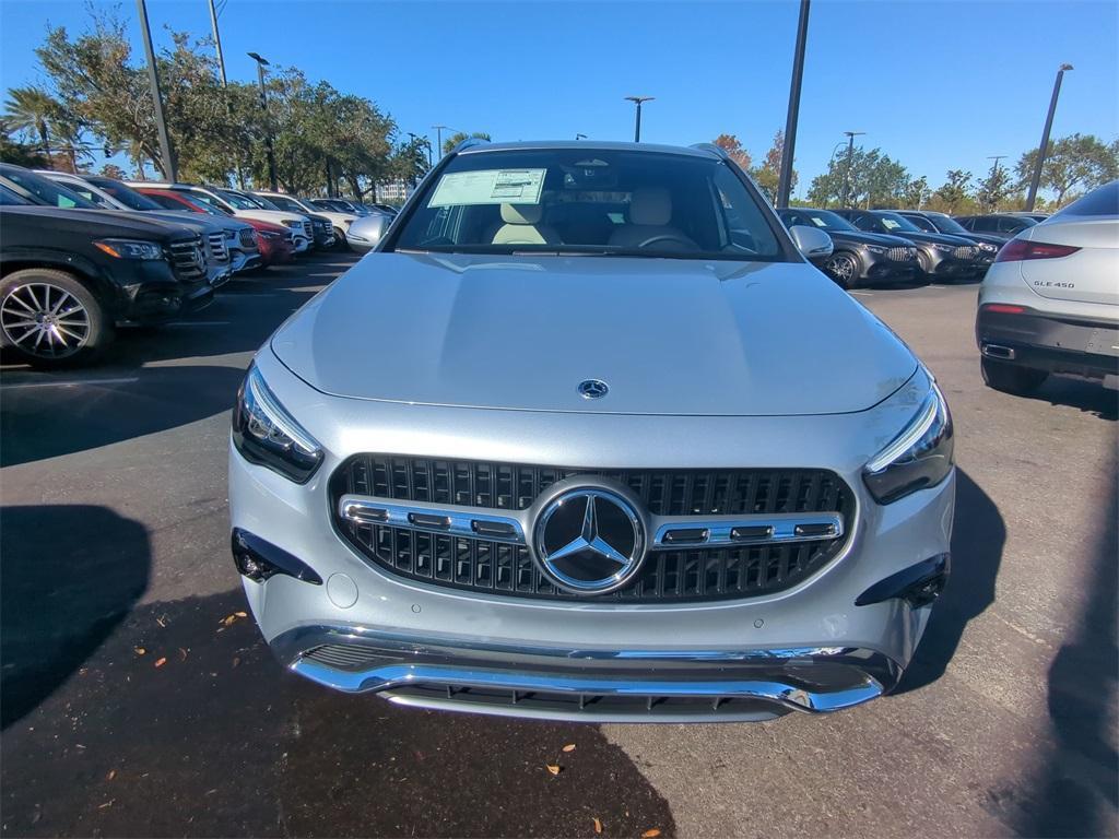 new 2025 Mercedes-Benz GLA 250 car