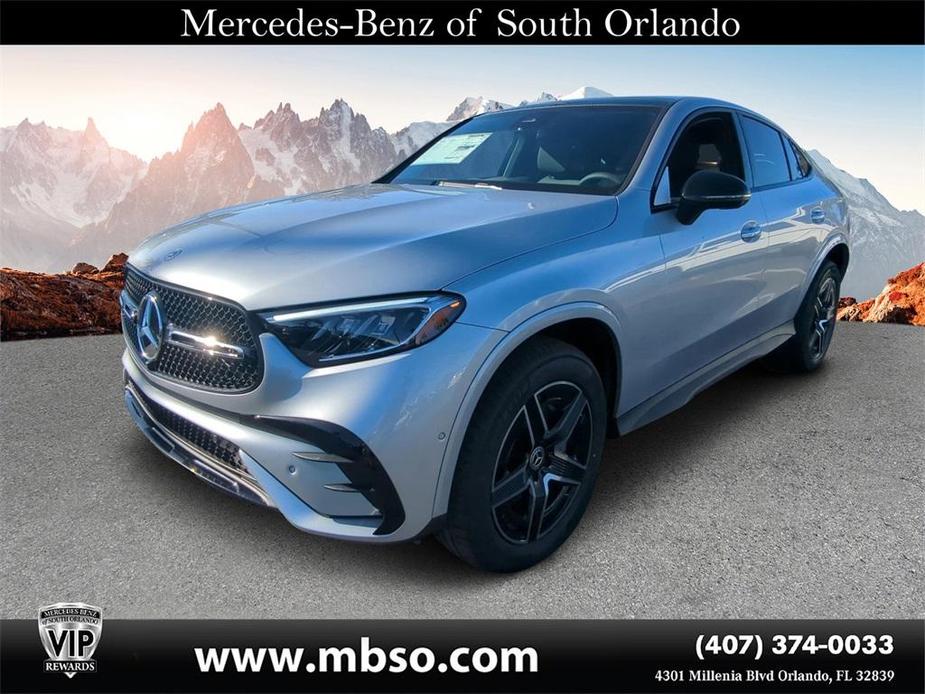 new 2025 Mercedes-Benz GLC 300 car