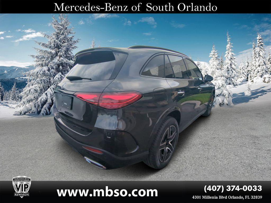 new 2025 Mercedes-Benz GLC 300 car