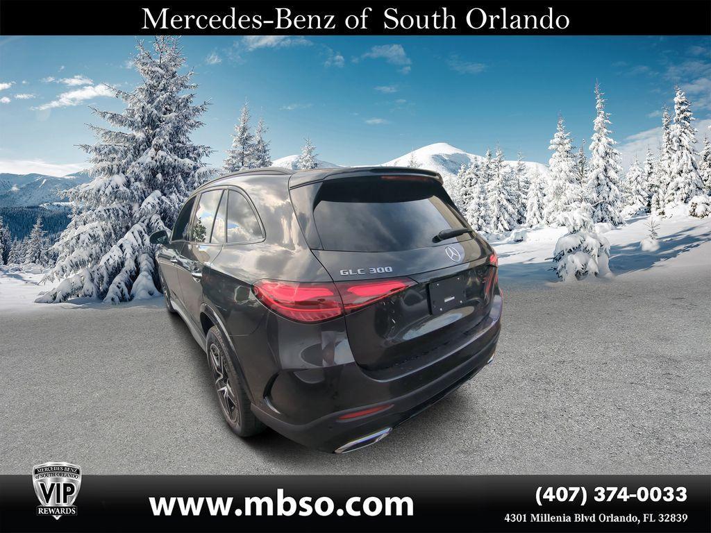 new 2025 Mercedes-Benz GLC 300 car