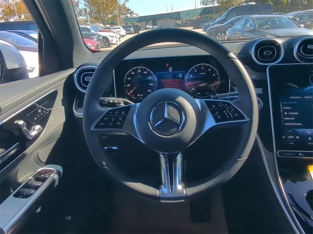 new 2025 Mercedes-Benz GLC 300 car