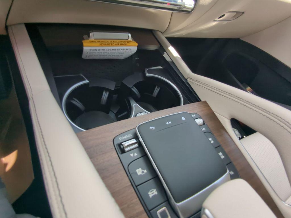new 2025 Mercedes-Benz GLE 450e car