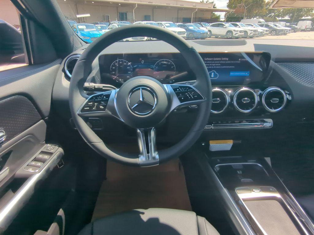 new 2026 Mercedes-Benz GLA 250 car