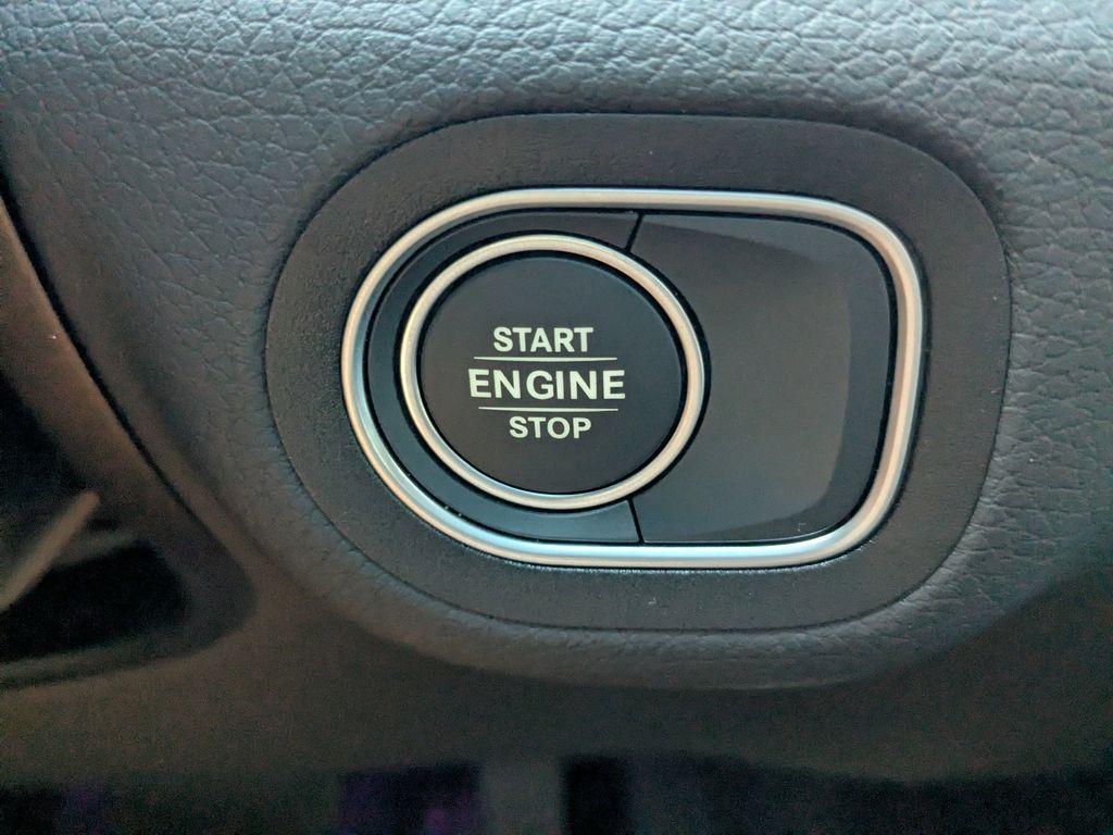 used 2025 Mercedes-Benz GLE 450e car, priced at $73,490