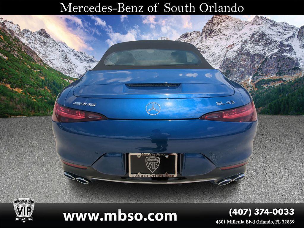 new 2025 Mercedes-Benz AMG SL 43 car